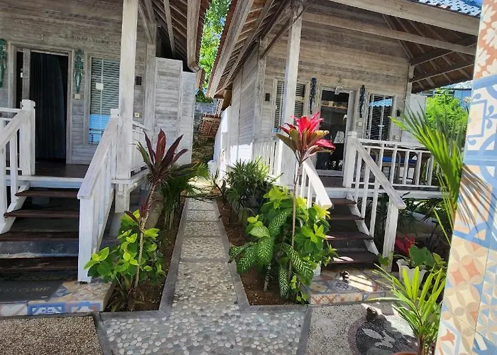 Nusa View - Oceanfront Hotel