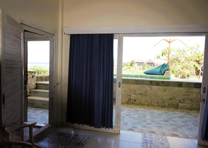 Hotel Nusa View - Oceanfront