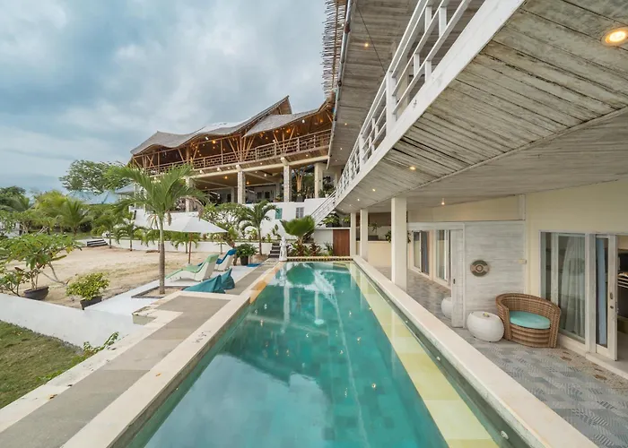 Nusa View - Oceanfront Hotel *